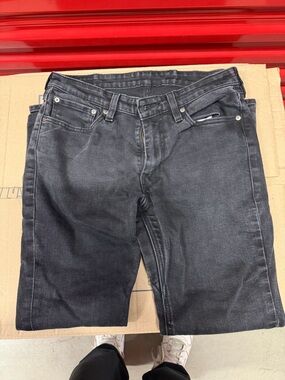 Levi's Men's Black Straight-Leg Jeans